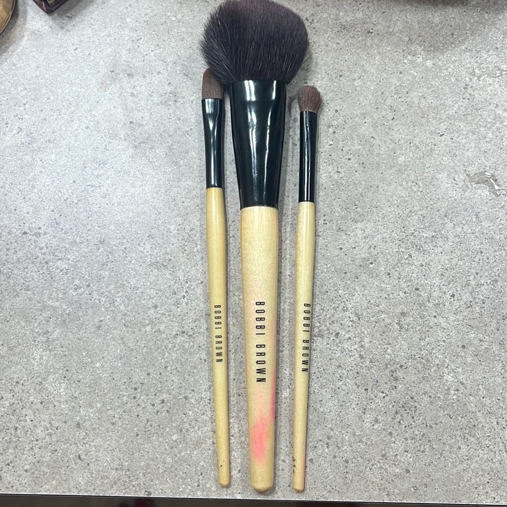 Bobbi brown makeup brushes